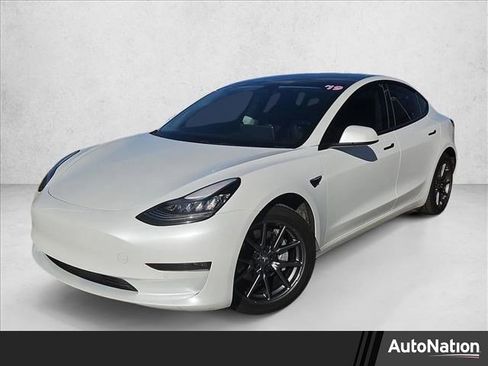 Used 2019 Tesla Model 3 Long Range image 1