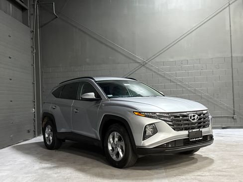 Used 2024 Hyundai Tucson SEL AWD/4WD image 1