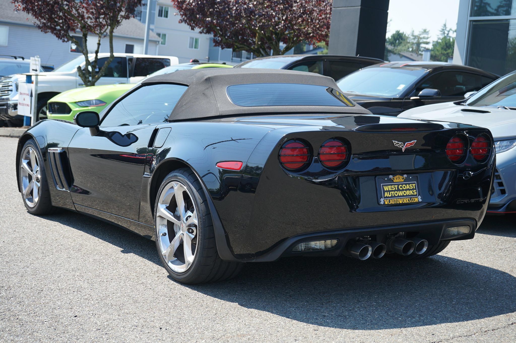 Used 2010 Chevrolet Corvette Grand Sport w/ Preferred Equipment Group RWD image 8