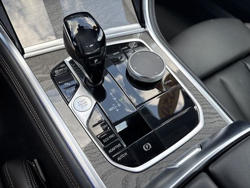 Used 2020 BMW 840i Coupe w/ M Sport Package RWD image 15
