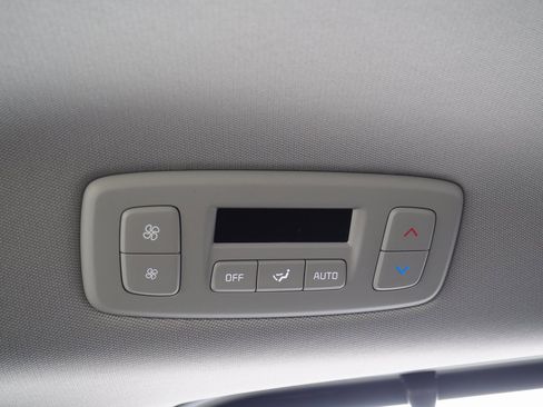 New 2026 Kia Carnival SX image 13