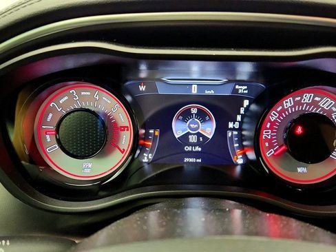 Used 2021 Dodge Challenger R/T w/ Plus Package image 15