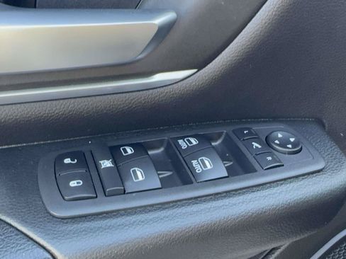 Used 2022 RAM 1500 Big Horn AWD/4WD image 21