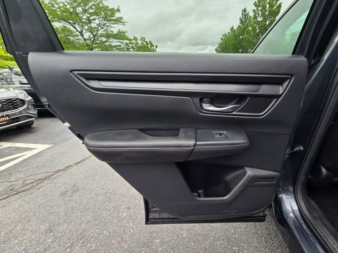 Used 2023 Honda CR-V Sport image 17