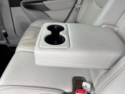 Used 2019 Jeep Cherokee Limited AWD/4WD image 36