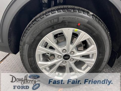 New 2026 Ford Escape Active w/ Active Premium Tech Pack FWD image 20