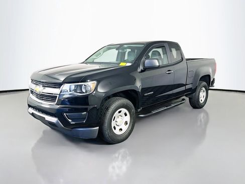 Used 2020 Chevrolet Colorado W/T image 3