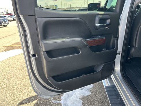 Used 2015 GMC Sierra 1500 SLT w/ SLT Crew Cab Value Package image 26