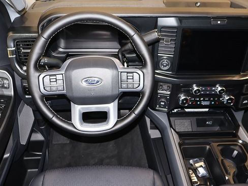 New 2026 Ford F350 Lariat w/ Black Appearance Package image 18