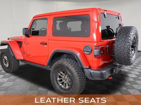 Used 2025 Jeep Wrangler Rubicon AWD/4WD image 10
