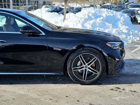 New 2026 Mercedes-Benz E 350 4MATIC Sedan image 5