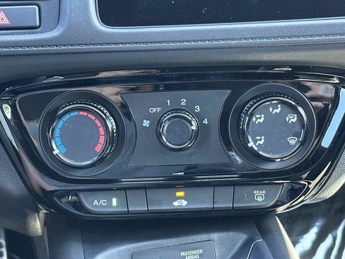 Used 2022 Honda HR-V Sport image 37
