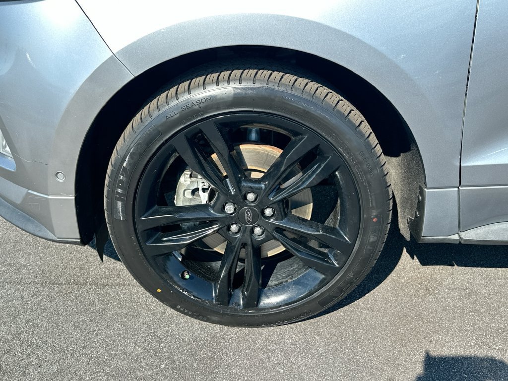 Used 2020 Ford Edge ST w/ Equipment Group 401A AWD/4WD image 24