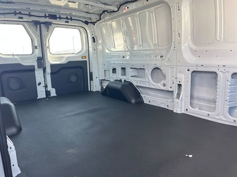 New 2025 Ford Transit 350 148 Low Roof AWD image 17
