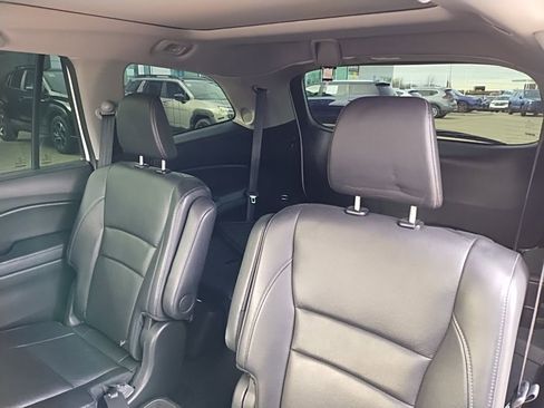 Used 2016 Honda Pilot Elite image 34