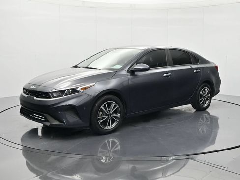 Used 2023 Kia Forte LXS FWD image 1