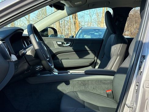New 2026 Volvo XC60 B5 Plus w/ Protection Package Premier AWD/4WD image 10