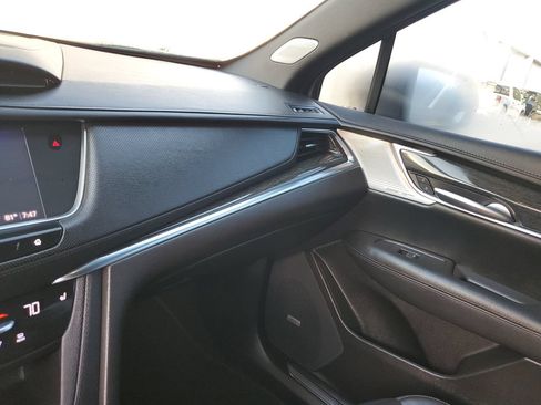 Used 2023 Cadillac XT5 Premium Luxury FWD image 24
