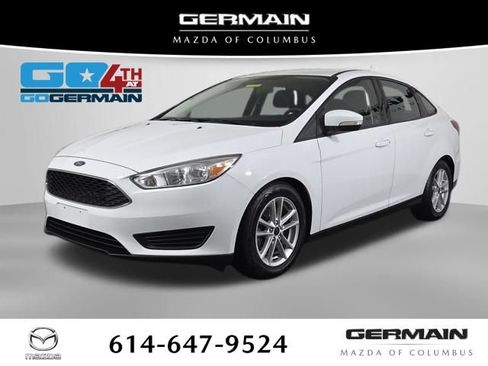 Used 2017 Ford Focus SE FWD image 1