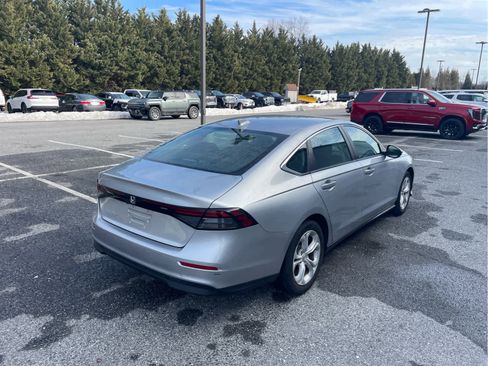 Used 2024 Honda Accord LX image 11