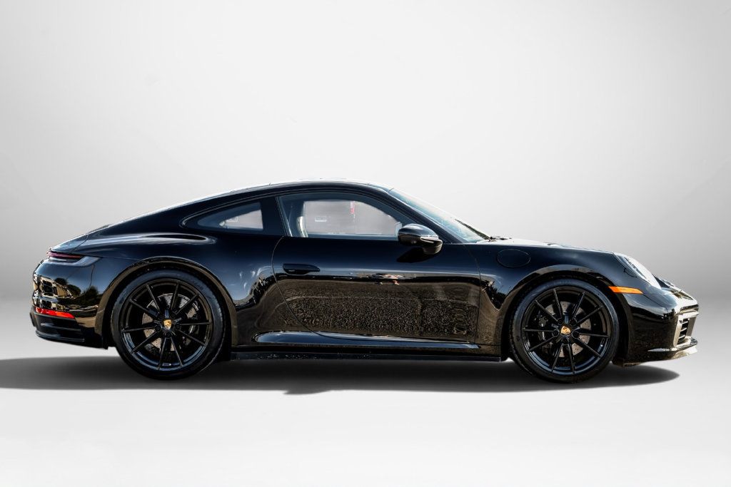 Used 2020 Porsche 911 Carrera 4S AWD/4WD image 4