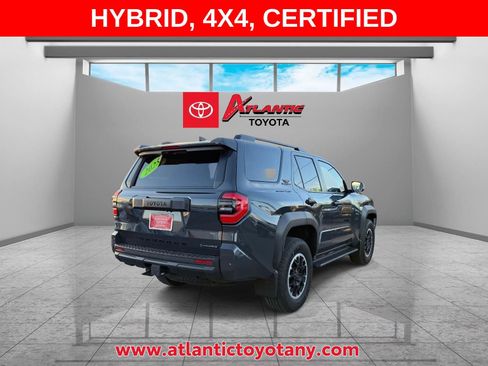 Certified 2025 Toyota 4Runner TRD Off-Road AWD/4WD image 5