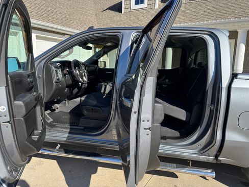 Used 2020 Chevrolet Silverado 1500 LT w/ All-Star Edition image 10