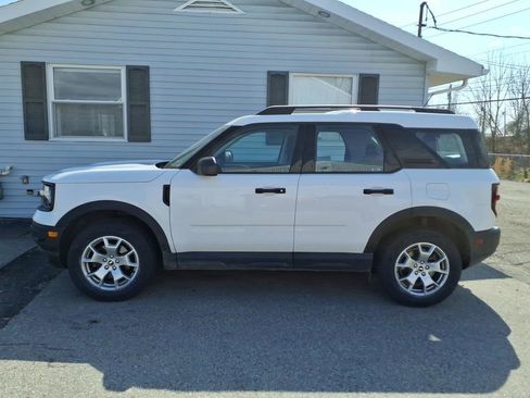 Used 2022 Ford Bronco Sport image 2