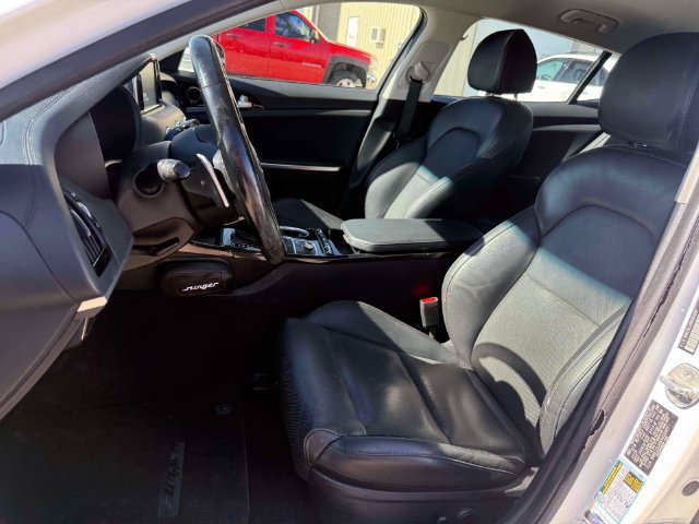 Used 2019 Kia Stinger AWD/4WD image 16