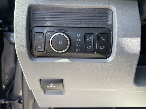 New 2026 Ford F250 XLT w/ XLT Premium Package image 17