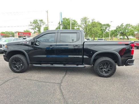 Certified 2023 Chevrolet Silverado 1500 ZR2 w/ Technology Package AWD/4WD image 6