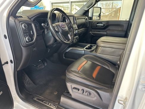 Used 2023 GMC Sierra 2500 AT4 w/ AT4 Premium Plus Package image 10