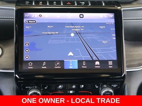 Used 2021 Jeep Grand Cherokee L Overland w/ Advanced Protech Group III AWD/4WD image 19