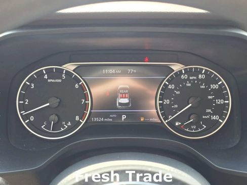 Used 2023 Nissan Rogue SV image 14