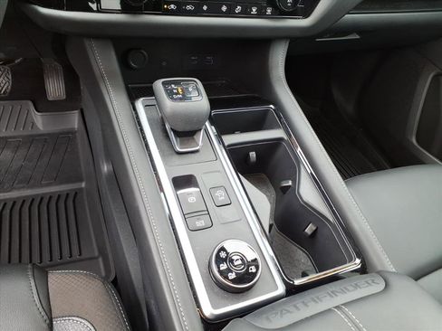 Certified 2023 Nissan Pathfinder SL w/ SL Premium Package image 12