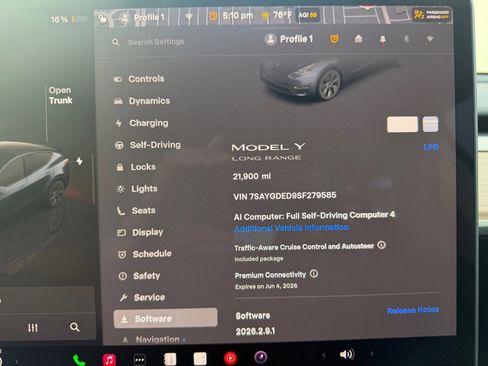 Used 2025 Tesla Model Y Long Range RWD image 17