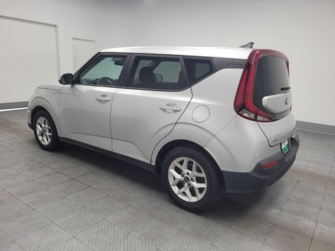 Used 2021 Kia Soul S FWD image 3