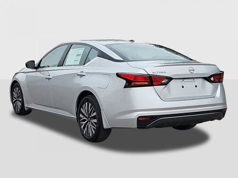 New 2026 Nissan Altima 2.5 SV FWD image 7