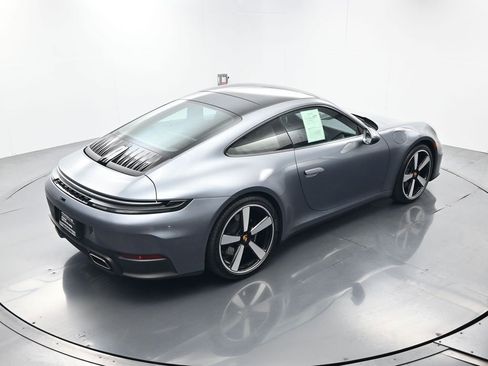 Certified 2025 Porsche 911 Carrera RWD image 39