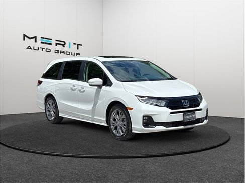 Used 2026 Honda Odyssey Touring image 1