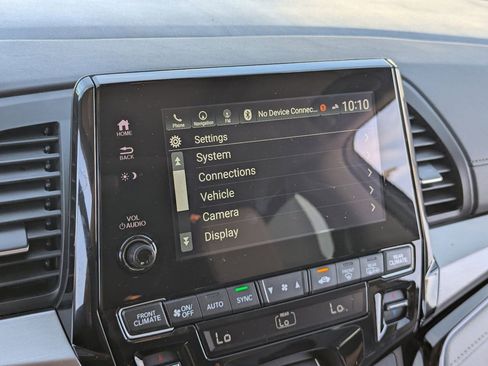 Certified 2024 Honda Odyssey Touring image 24