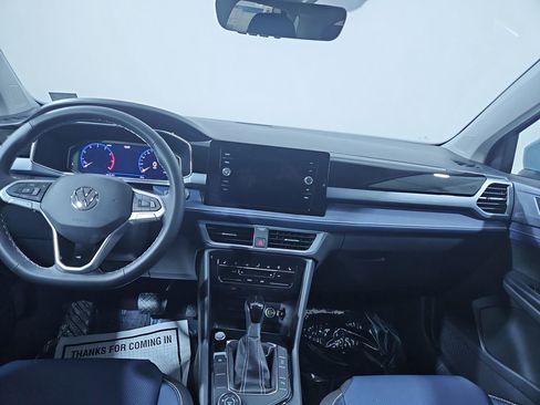New 2025 Volkswagen Taos SEL image 12