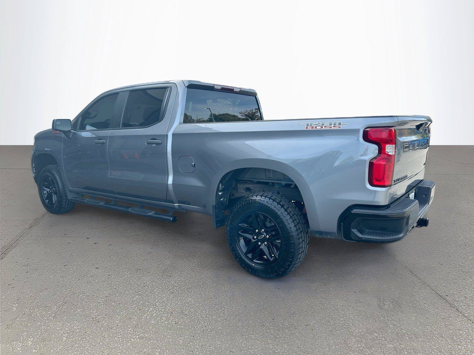 Used 2021 Chevrolet Silverado 1500 Custom Trail Boss w/ LPO, Dark Essentials Package AWD/4WD image 6
