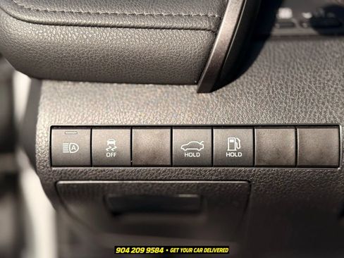 Used 2022 Toyota Camry LE FWD image 17