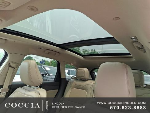Certified 2023 Lincoln Corsair Reserve w/ Equipment Group 201A AWD/4WD image 15