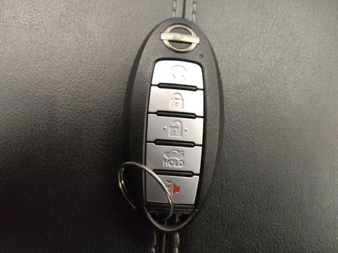 Used 2025 Nissan Altima 2.5 SV FWD image 32