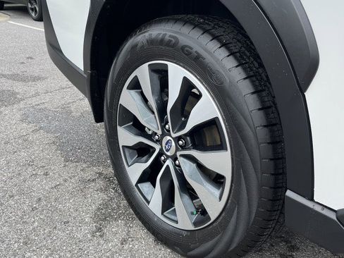 Certified 2025 Subaru Outback Limited image 9