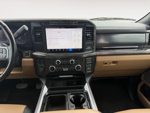 Used 2023 Ford F250 Lariat AWD/4WD image 11