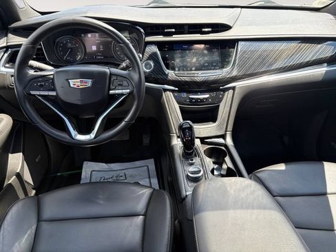 Certified 2024 Cadillac XT6 Premium Luxury w/ Technology Package AWD/4WD image 10