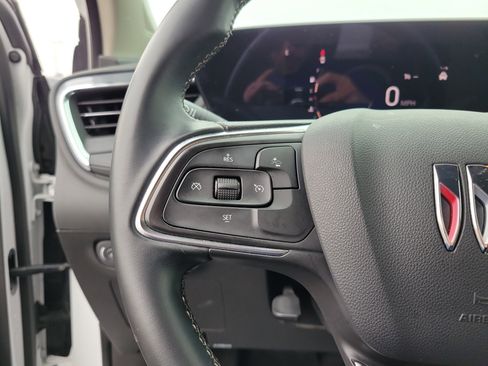Used 2025 Buick Encore GX Preferred image 23
